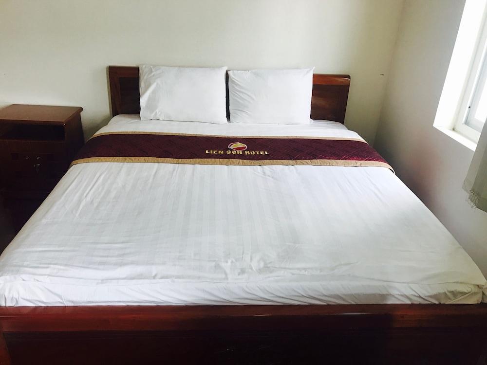 Lien Son Apartment