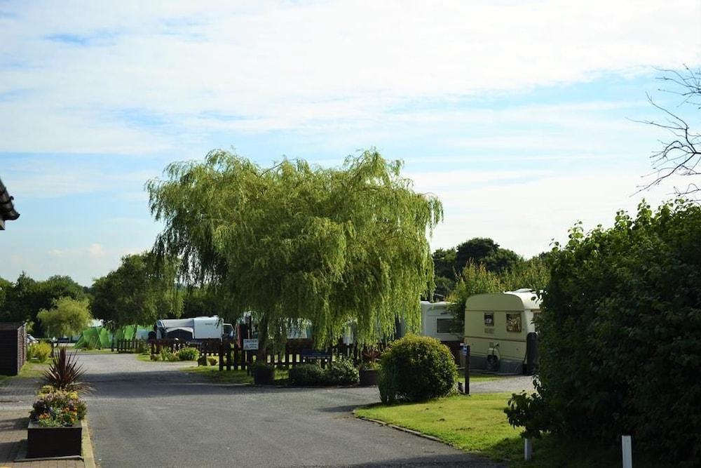 Royal Umpire Caravan Park