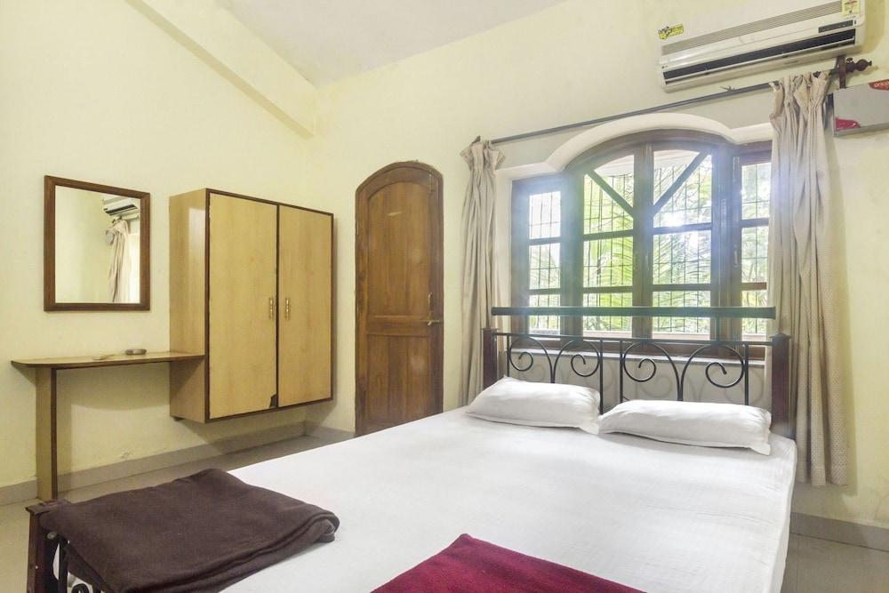 GuestHouser 4 BHK Villa 8209