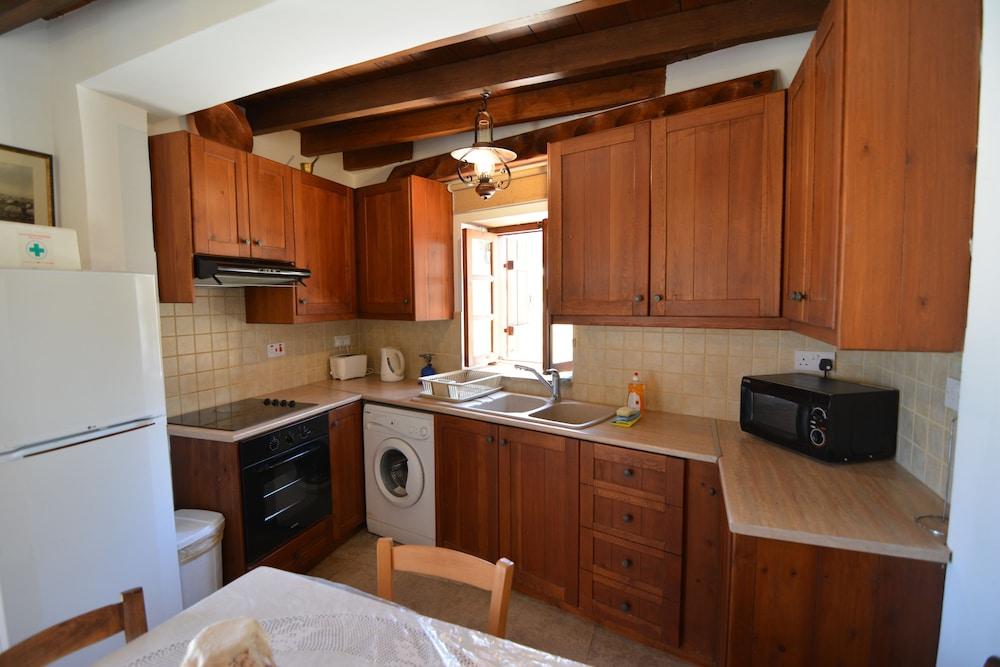 Elpida's Stone Houses