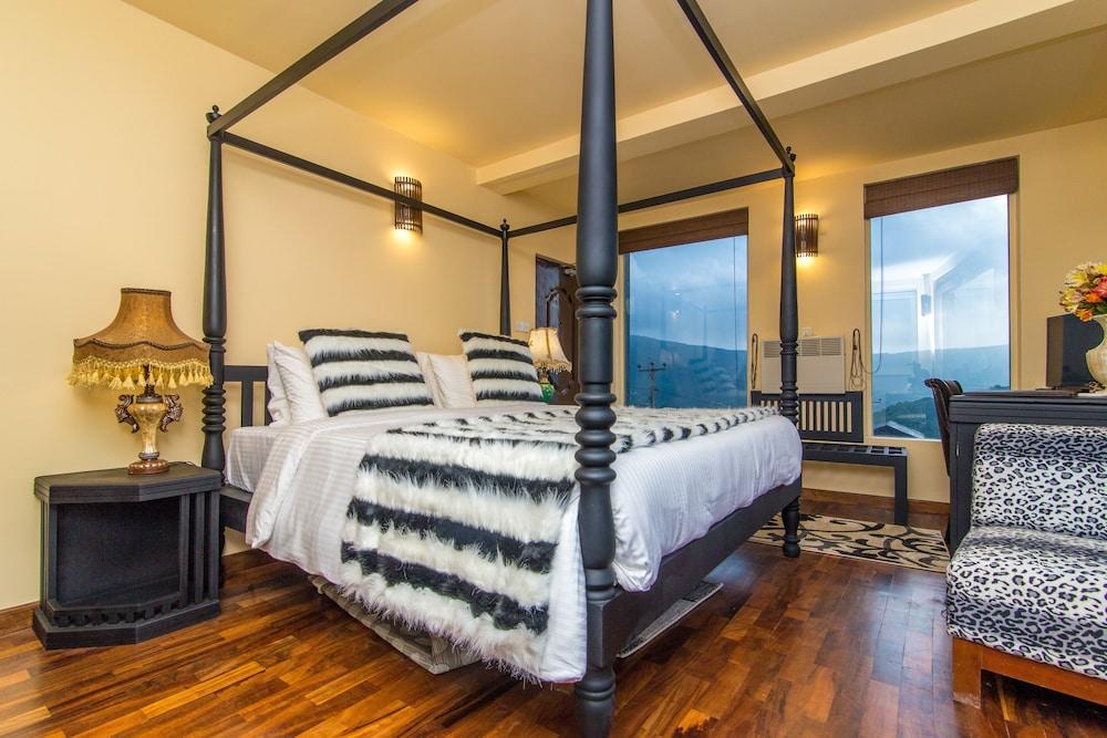 The Forest and lake by Schofieldshire