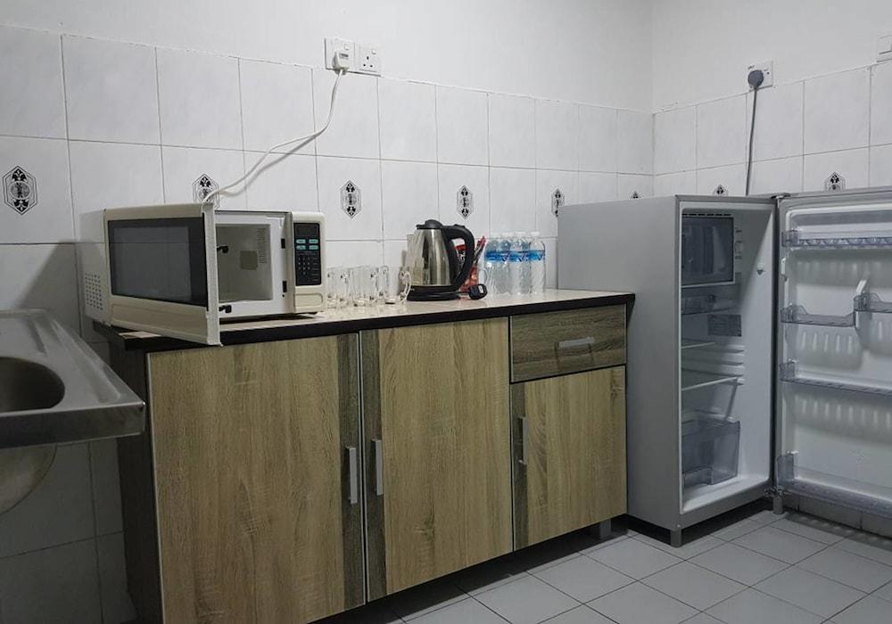 Anjung Apartment 3BR 1