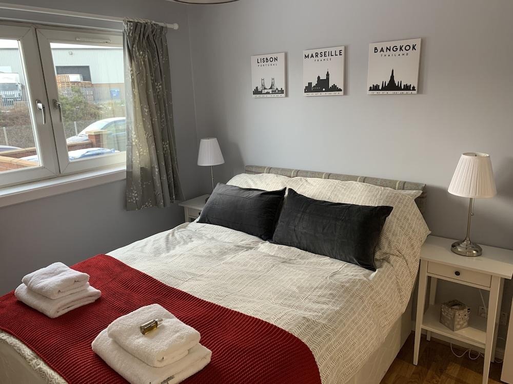 Serviced Apartments East Kilbride