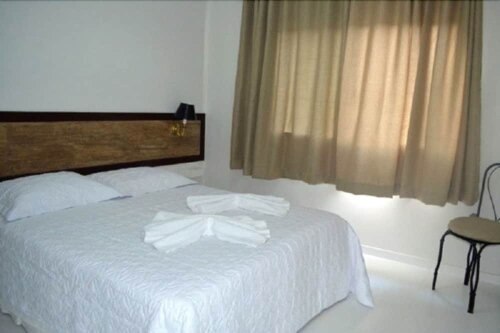 Hotel Escarpas do Lago Capitolio