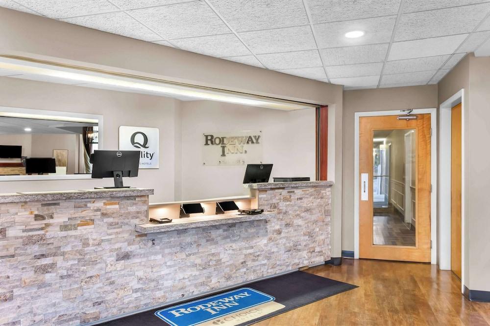 Quality Inn & Suites Gorham Riverside