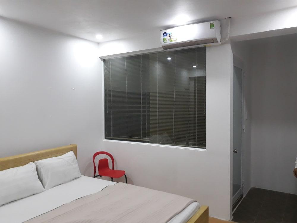 Hana Riverside Villa