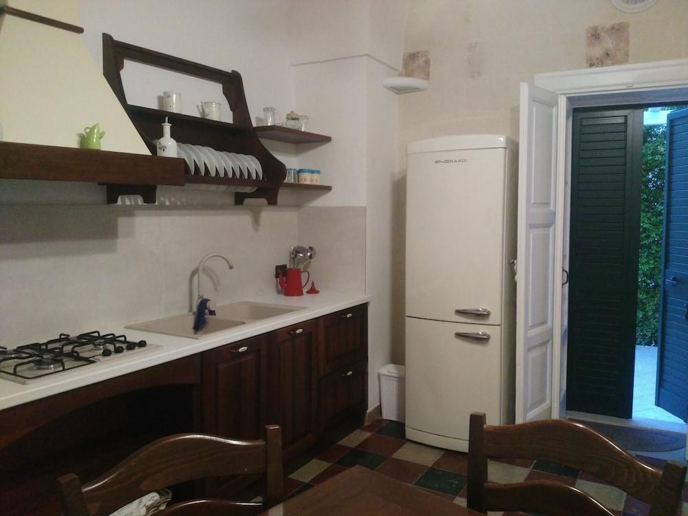 Agorà Suites & Apartments