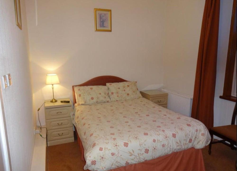 Aberdour Guest House