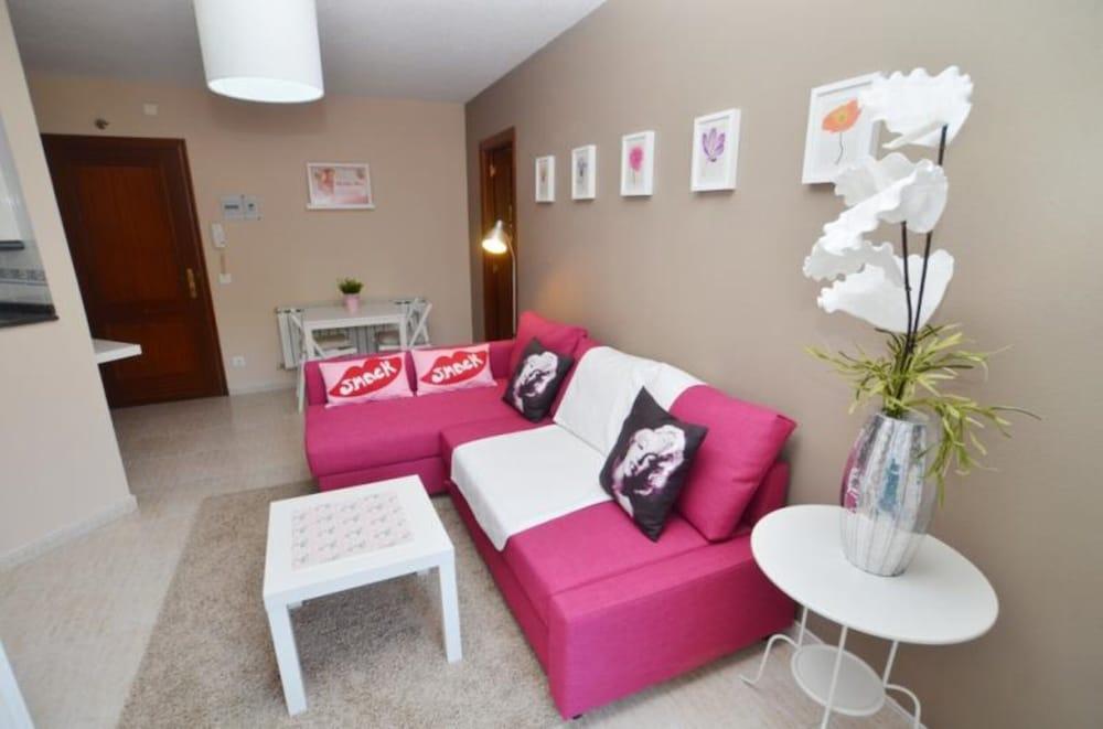 106305 - Apartment in Isla