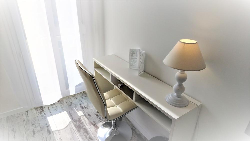 Les Jardins de Bormes, adult-only hotel with sauna & jacuzzi