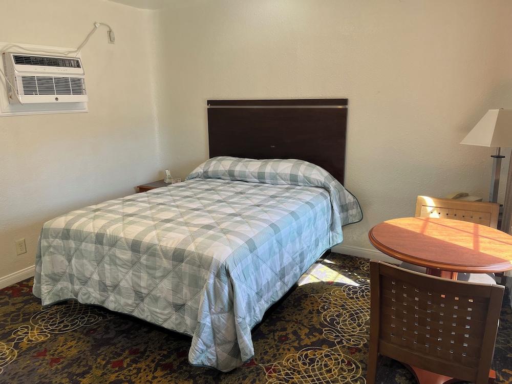 Griffith Park Motel - LA Hollywood Area