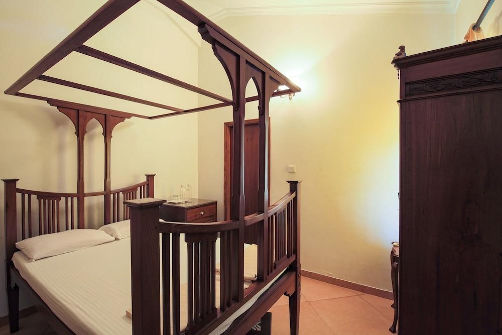 GuestHouser 3 BHK Villa 338d