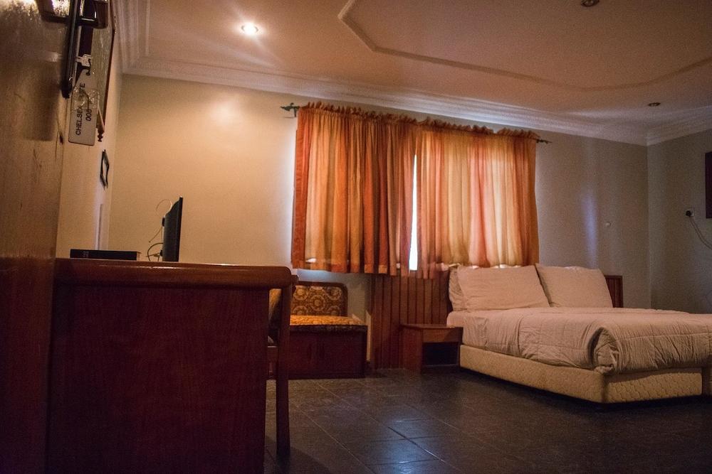 Chelsea Suites Limited