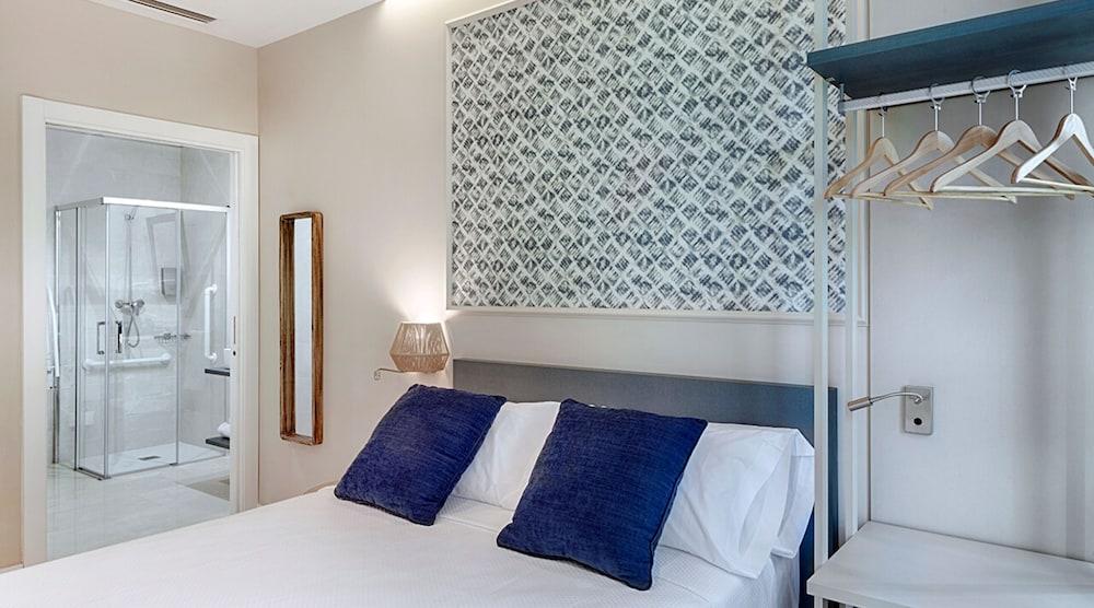 Opera House Valencia B&B