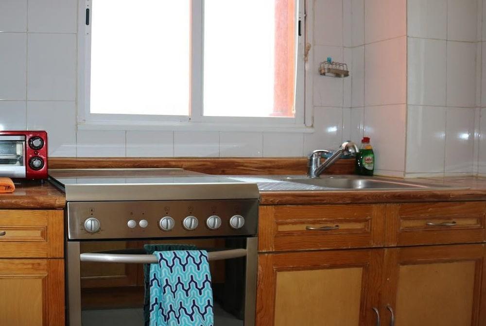 Penthouse US Embassy with Balcony