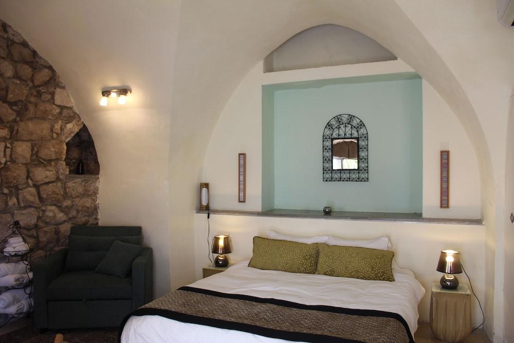 Artists' Colony Inn Zefat
