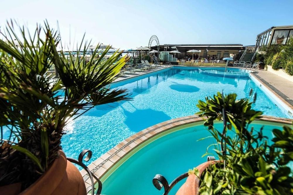 Strand Hotel Colorado