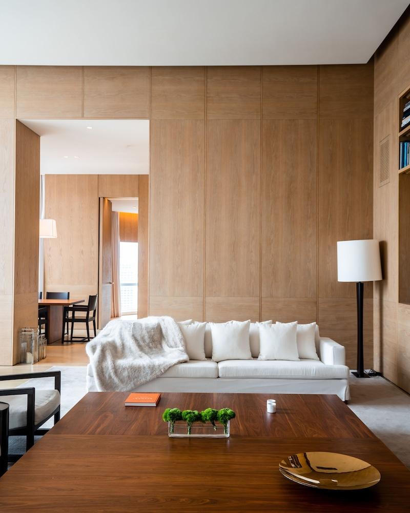 The Shanghai EDITION