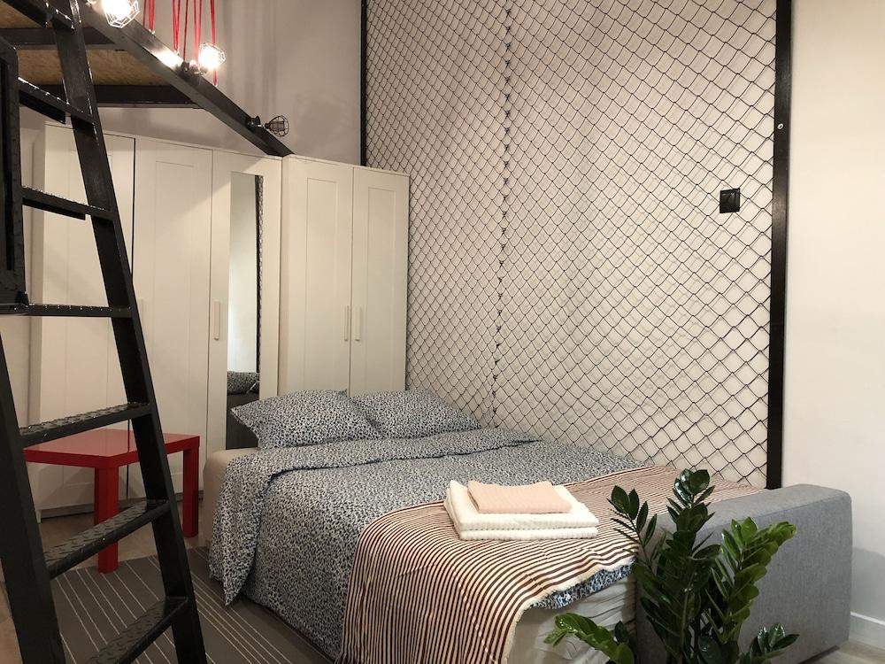 B&A Apartments Central