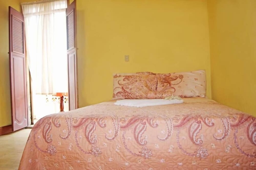 Diamonds Hotel Boutique