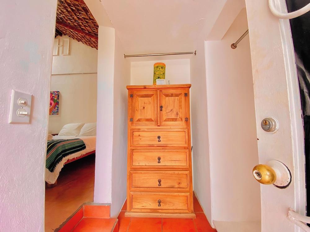 Perro Surfero Hotel Boutique - Todos Santos, BCS