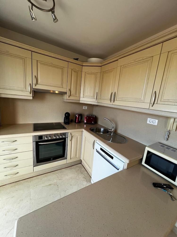 Elegant Palm Mar Apartment