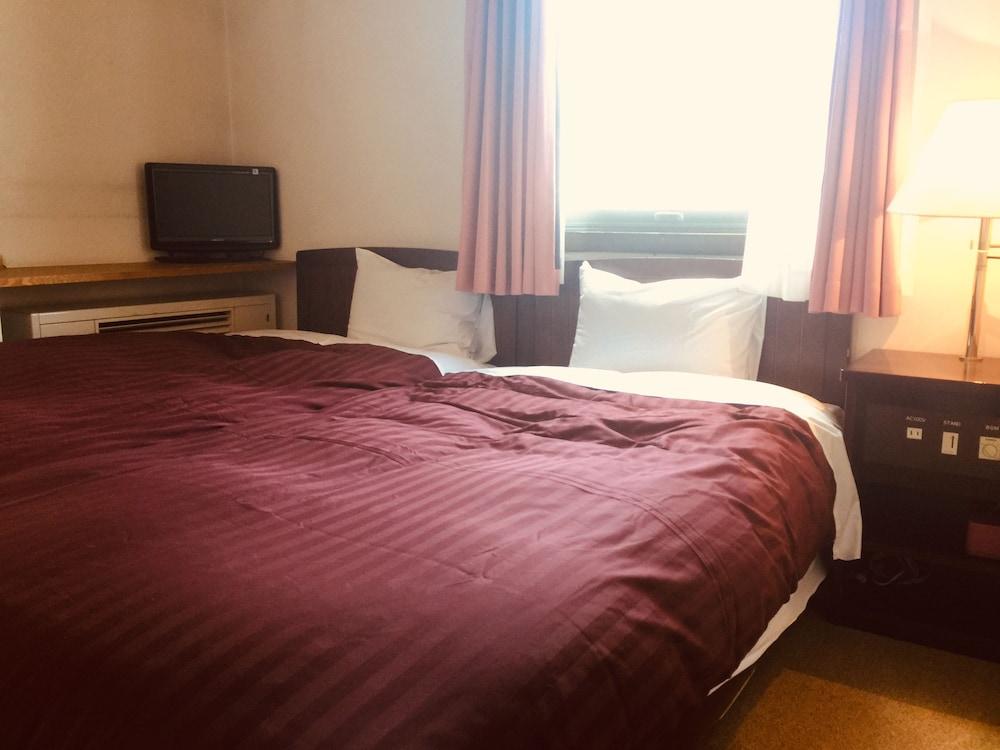 Hotel Shirakabako Sakaeen