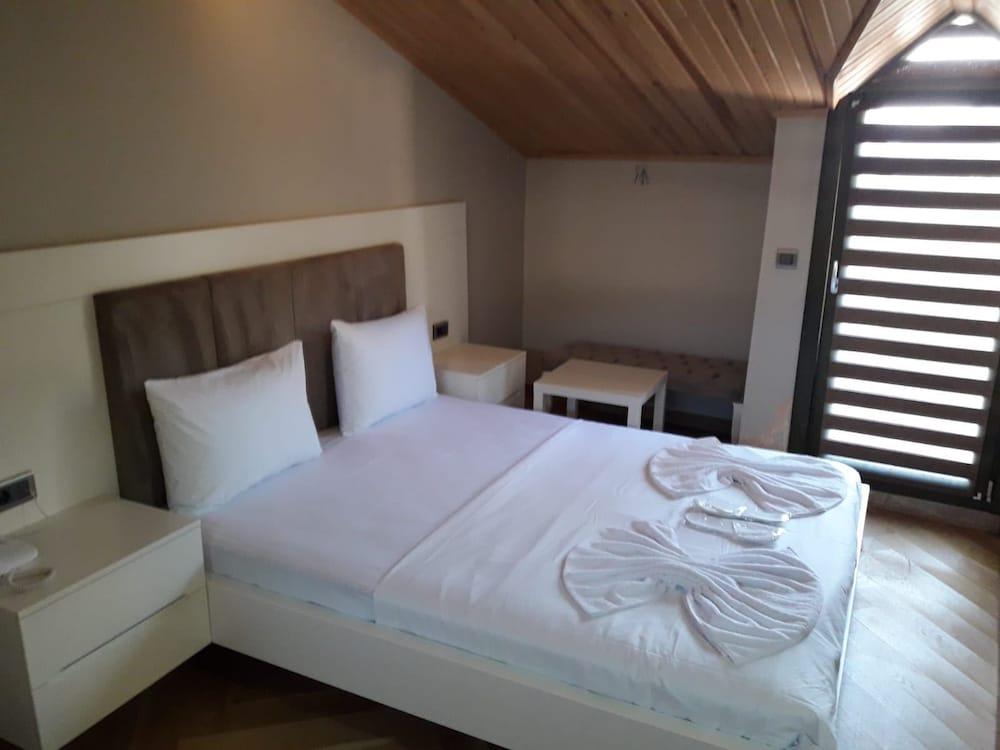 Leader Mansion Hotel & Suite