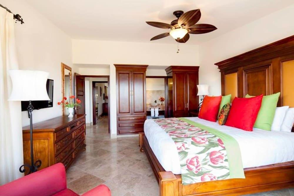 Cabo San Lucas Luxury Villa-3BR