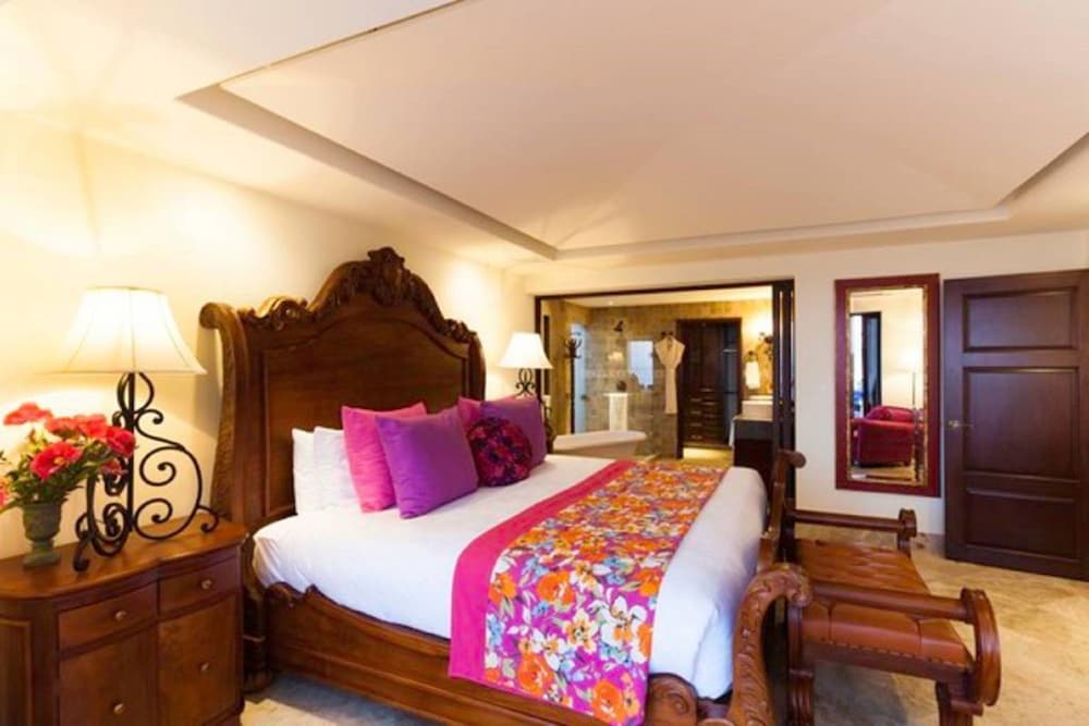 Huge 3BR Private Villa - Cabo San Lucas