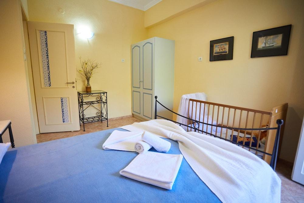 Zorbas Volissos Apartments Chios