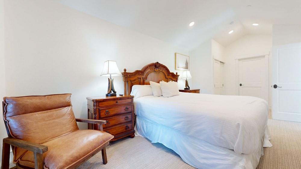 Juniper Crest Townhomes