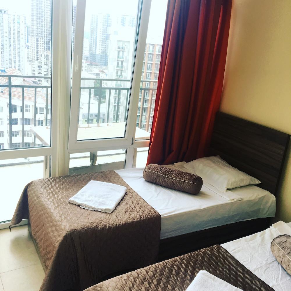 Hotel Guesthouse Lola