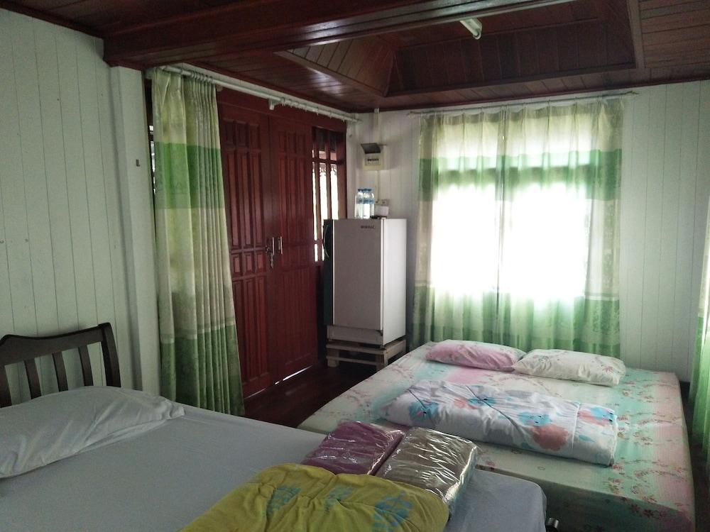 Sarocha Resort Rayong