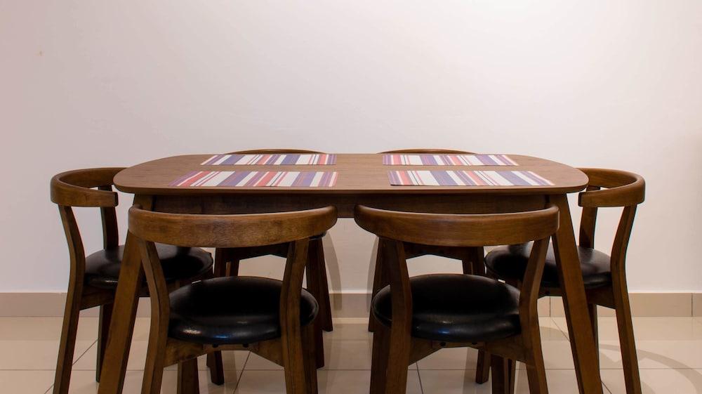 Queens Suite by D Imperio Homestay