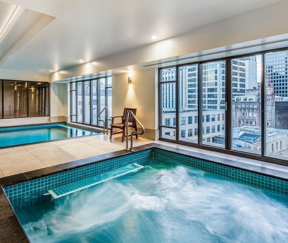 Central 2 Bedroom with Free Parking