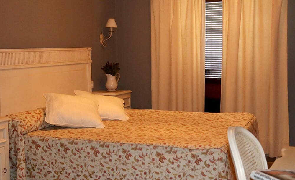 Hostal - Restaurante Emilia