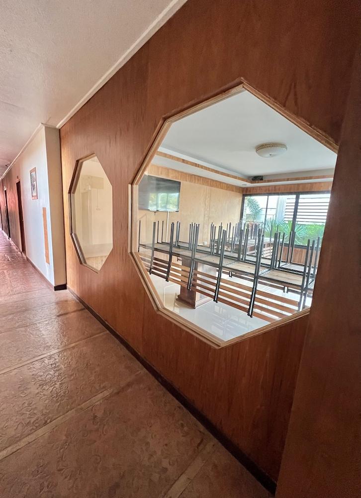 Palm Spring Apartment