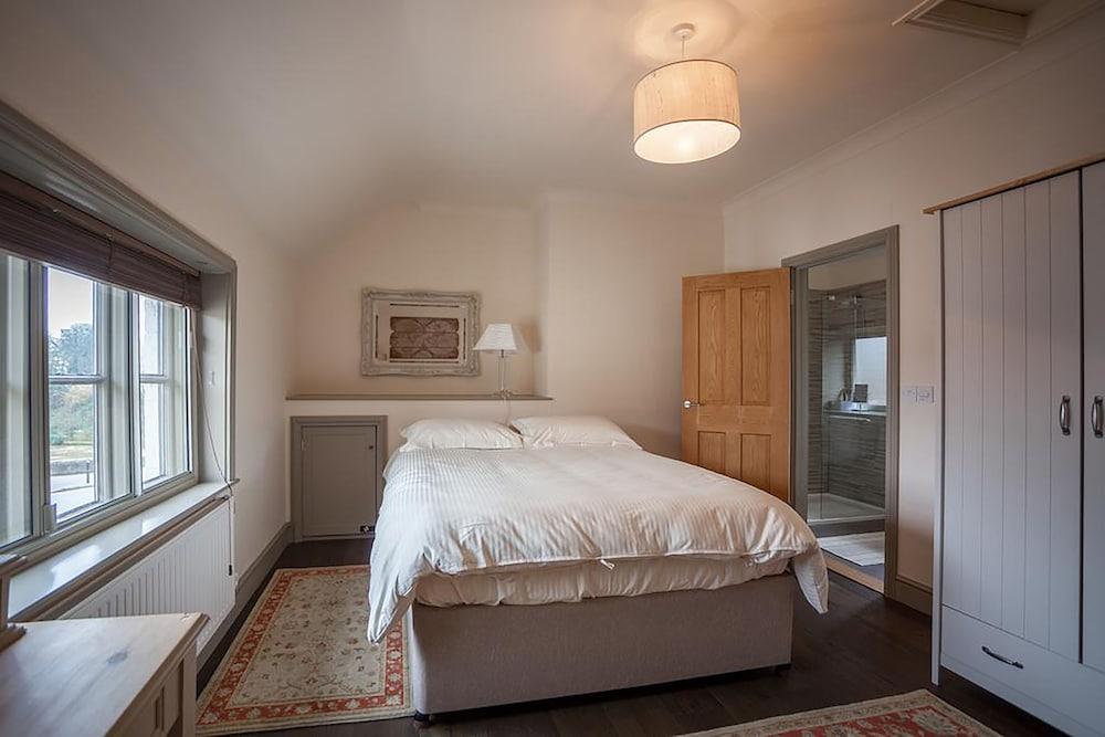 Linnet House, Shropshire