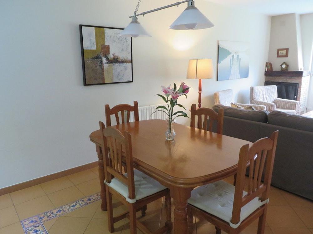 Apartamentos Rurales El Otero