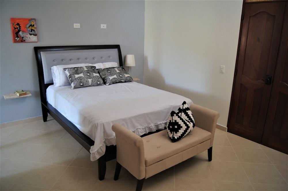 Casa Estrella Mirabal