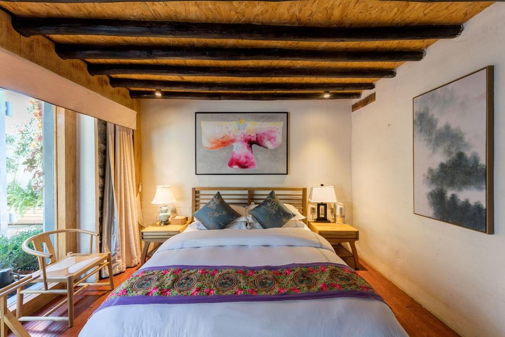 Dali Old Courtyard Boutique Inn