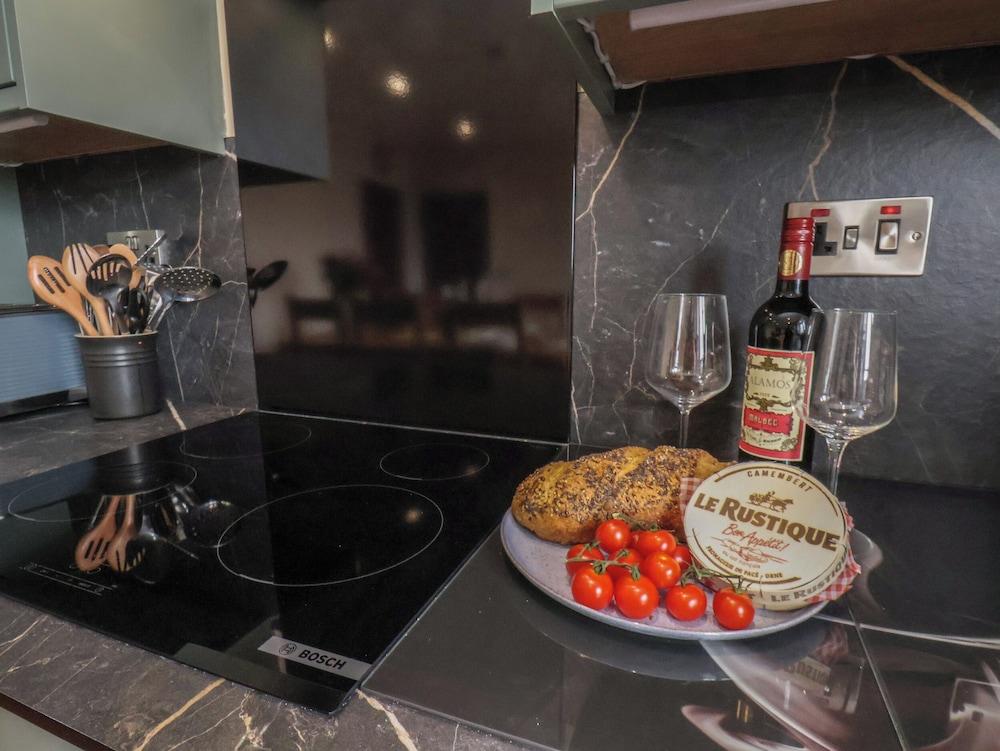 Whalebone Cottage at Broadings Farm