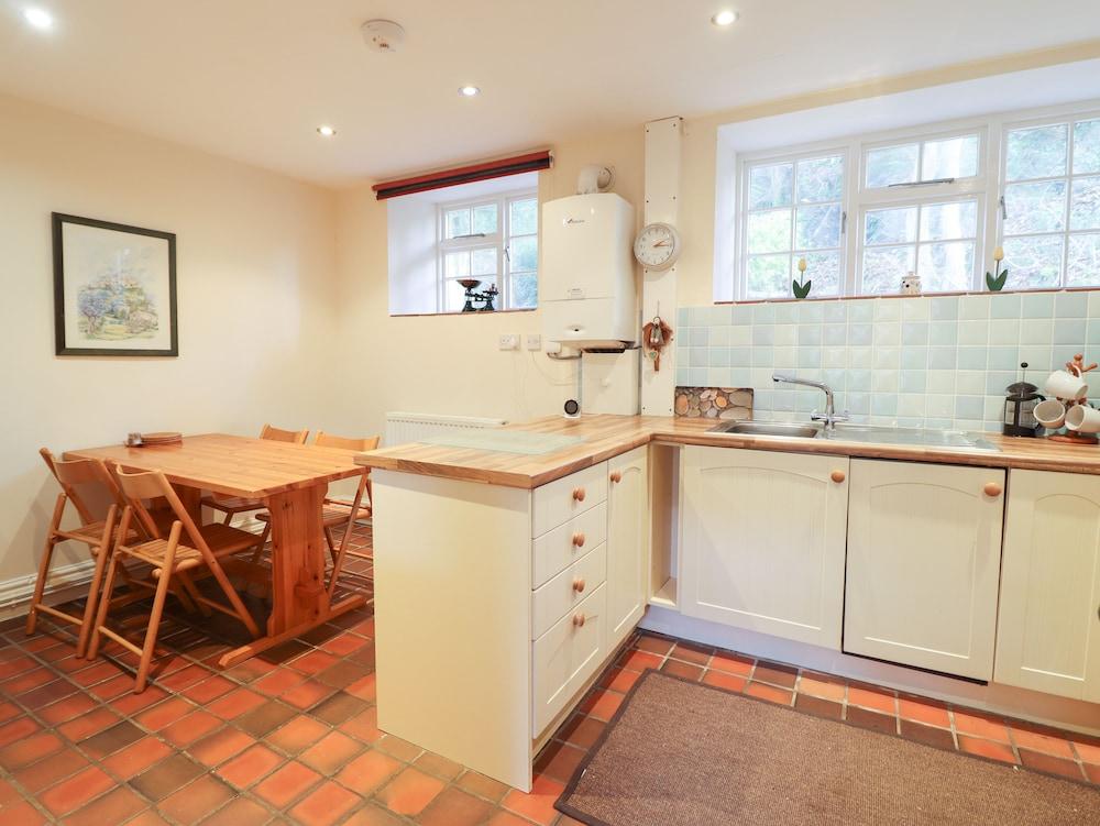 Farchynys Court Cottage