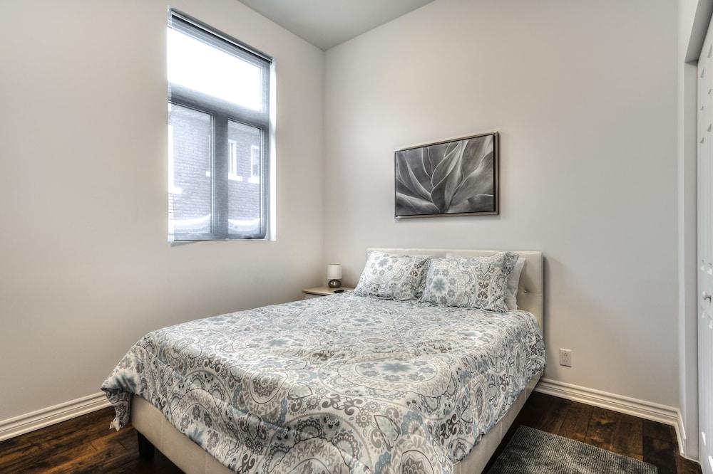 St Laurent Apartments