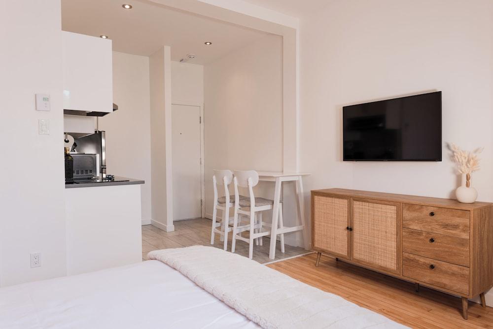 Unique Stays - 4114 St-Denis