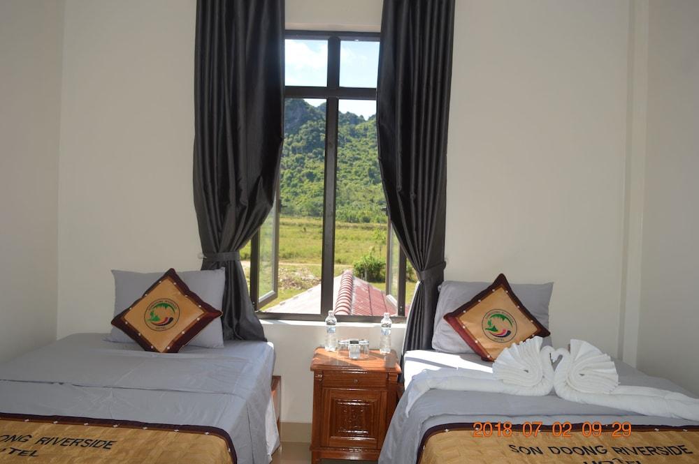 Son Doong Riverside Homestay