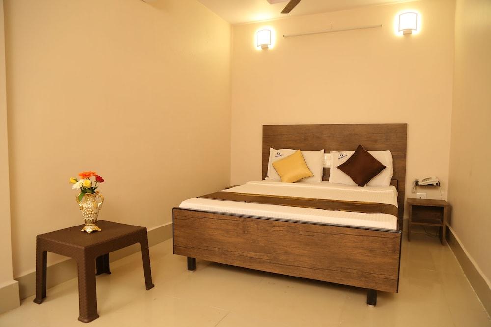 Hotel Bhavani Grand