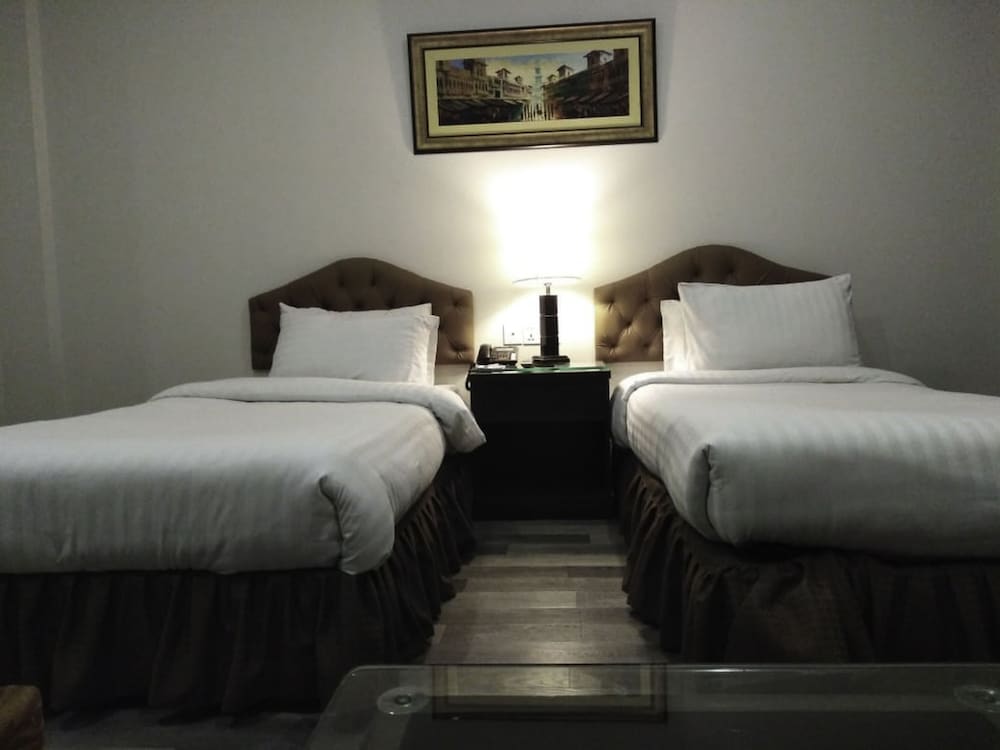 Javson Airport Hotel