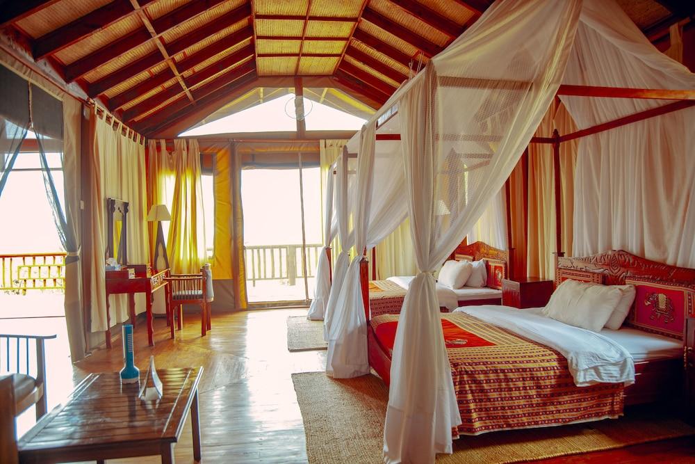 Elephant Rock Luxury Camp Tarangire